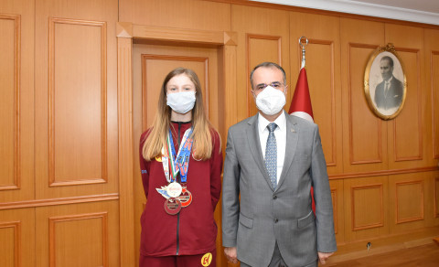 Şampiyonlardan Marmara Üniversitesine Teşekkür Ziyareti